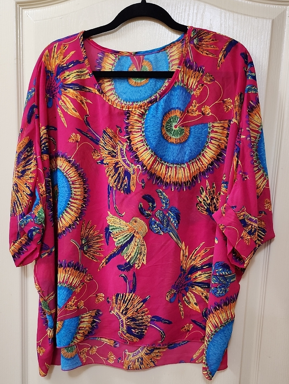 VIBRANT FUSHIA ABSTRACT WOMEN'S SHEER TUNIC-STYLE BLOUSE